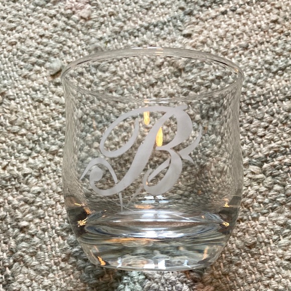 Set of Four Vintage “B” Monogram Glasses - Picture 4 of 4